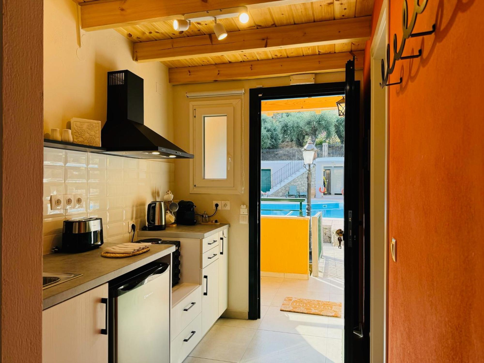 Afrodite'S Loft & Studios Paleokastritsa Ngoại thất bức ảnh