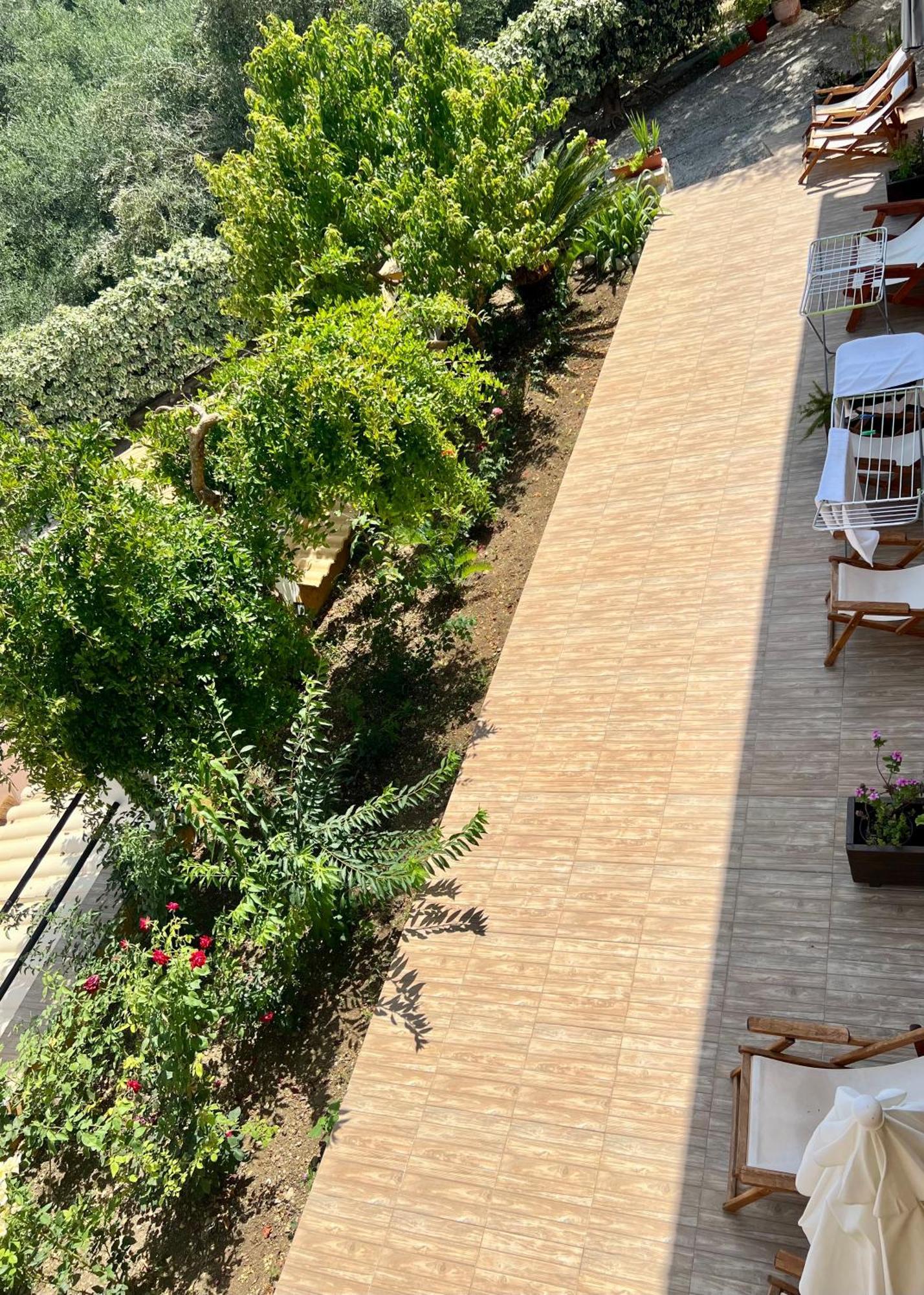 Afrodite'S Loft & Studios Paleokastritsa Ngoại thất bức ảnh